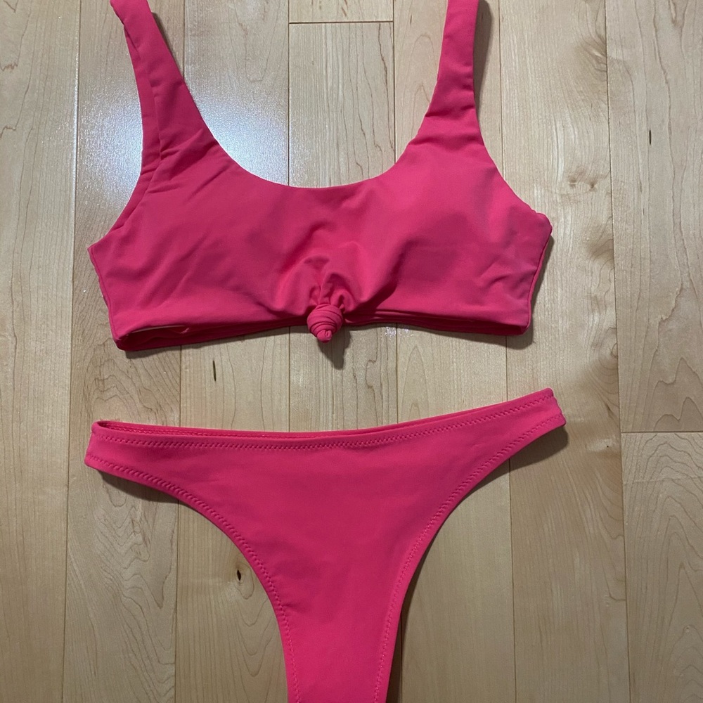 NEVER BEFORE WORN bikini